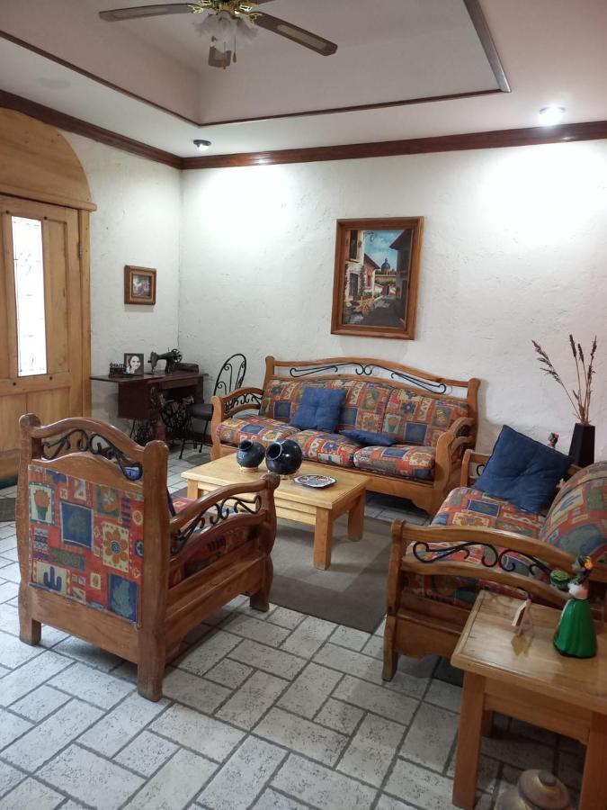 Home Stay Maria Hidalgo del Parral Extérieur photo